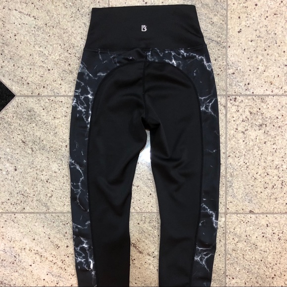 Buffbunny Milas Legging in Black Marble - Size S - Picture 3 of 5